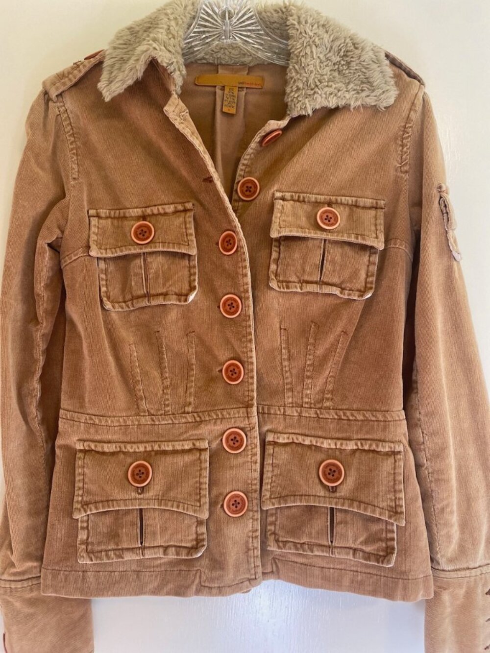22 TwillTwentytwo Women's Jacket, Size Medium (fits more like a small)